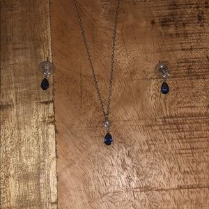 CHARMING CHARLIE Necklace/Earring Set Blue